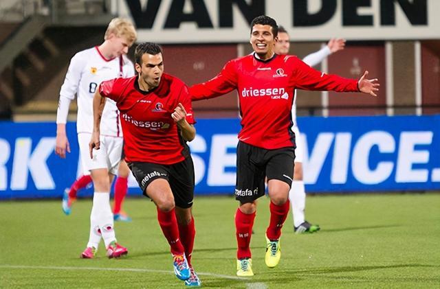 续比赛中的 续比赛中的