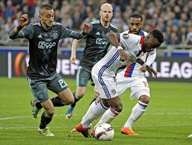 依靠主力们 依靠主力们