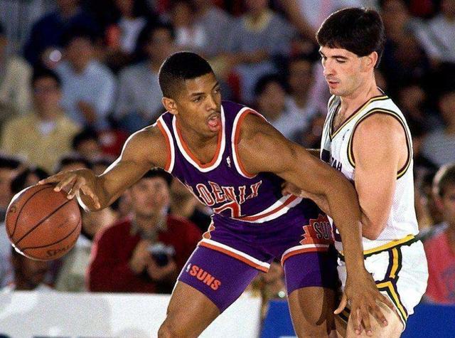 他场均8分 他场均8分