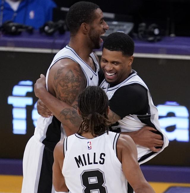 多转会中 多转会中