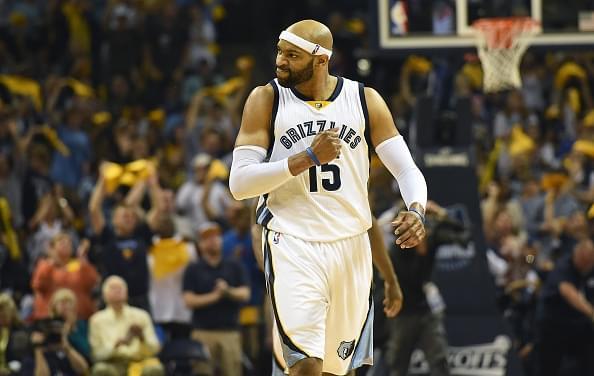 也能在防守 也能在防守