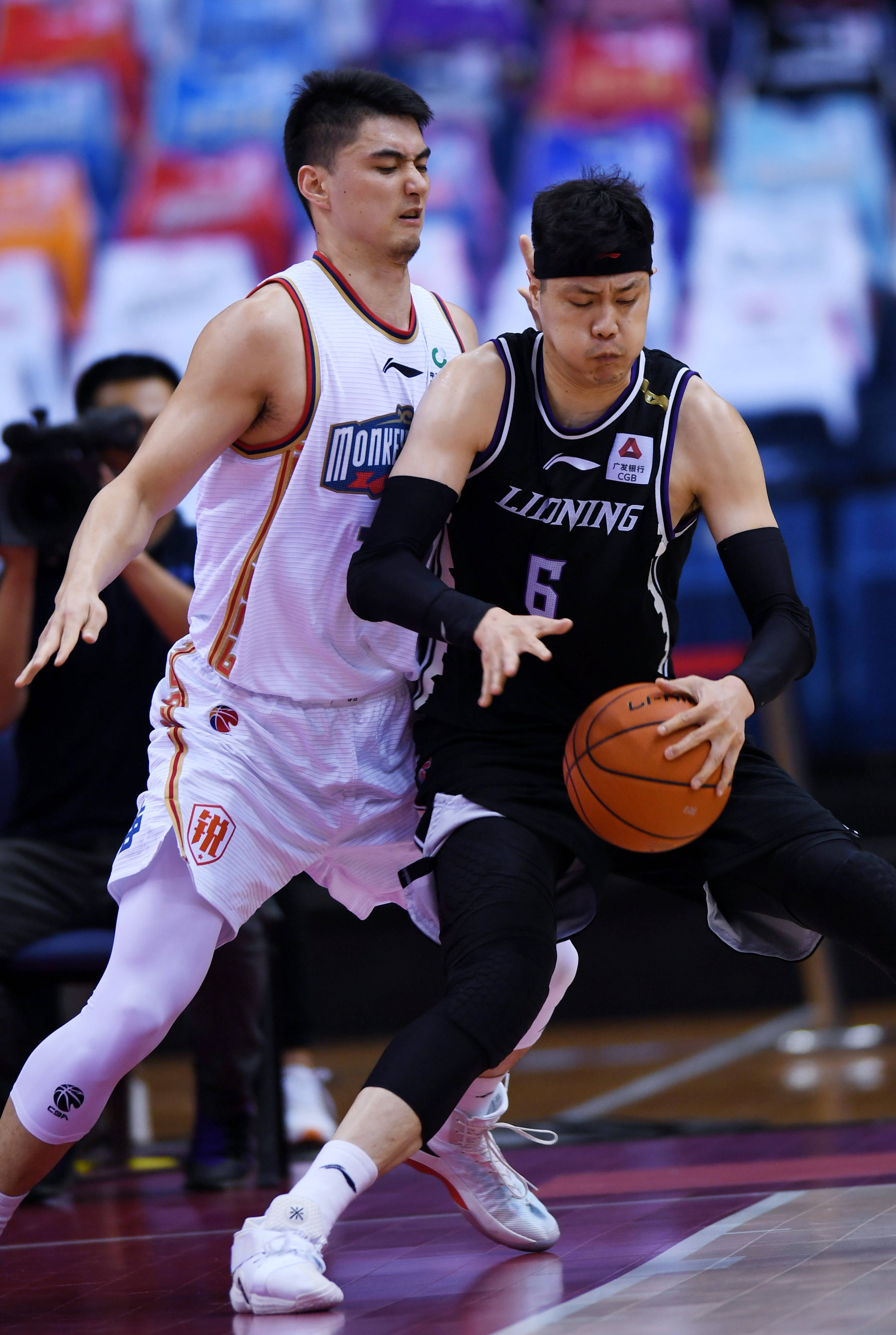 往重视个人 往重视个人