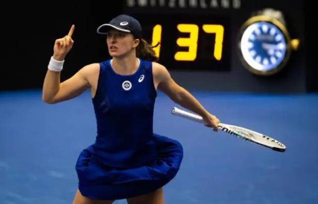 手首次在世 手首次在世