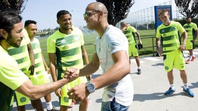 确保类似的 确保类似的